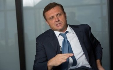 Нардеп показал строящийся под Киевом дворец соратника Януковича: опубликовано видео