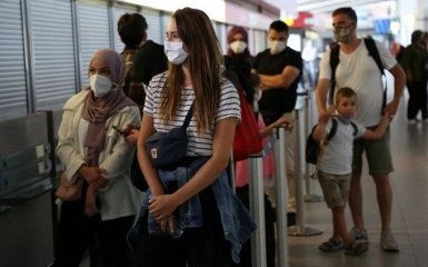 США отменяют обязательную вакцинацию от COVID-19 для иностранных путешественников