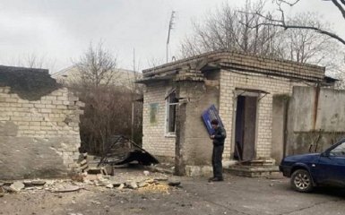 РФ обстріляла штаб гумдопомоги біля Херсона — загинула жінка