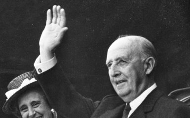 В Іспанії знесли останній пам'ятник диктатору-каудильйо Франко