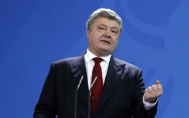 У Порошенко наконец-то отреагировали на громкий скандал с "1 + 1"