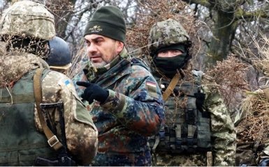 Украине нужно ополчение, но не то дурацкое, которое называет себя ДНР-ЛНР - разведчик