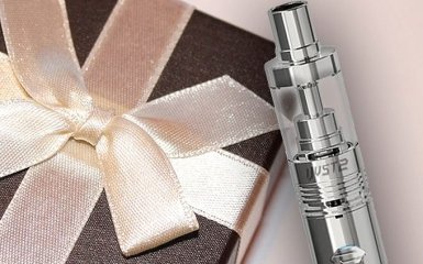 Розетка: Аксессуары для электронных сигарет станут удачным подарком вэйперу