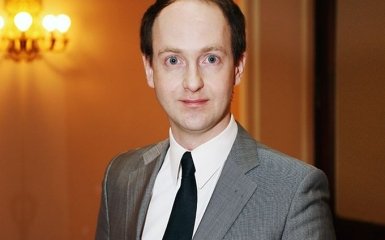 Популярный актер из "Кухни" стал отцом в первый раз: трогательное фото