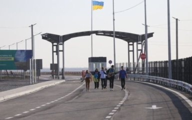 Змінилися правила виїзду та в'їзду у Крим - що необхідно знати