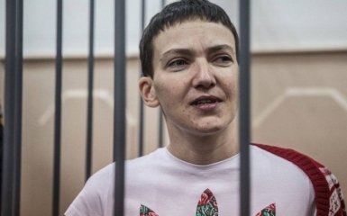 Савченко показала суду середній палець і заявила про Майдан у Росії: опубліковано відео