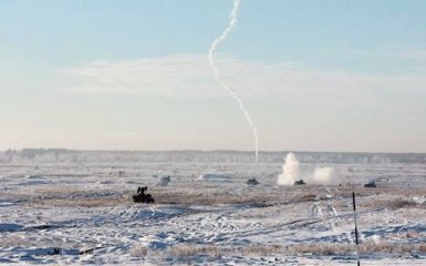 Украинские военные потренировались стрелять по врагу в сложных условиях: появились фото