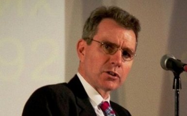 Аваков обругал людей Шокина за желание допросить посла США