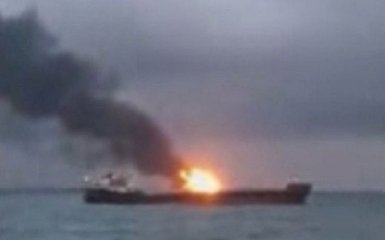 Масштабна пожежа на суднах у районі Керченської протоки - кількість загиблих невпинно зростає