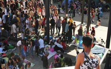 Угорщина відмовилась приймати біженців попри рішення Європейського суду