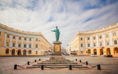 В Одессе стартовал проект восстановления старинных дверей и ворот