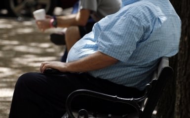 Для боротьби з ожирінням учені рекомендують менше сидіти