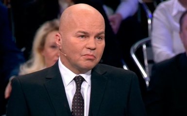 Украинского политолога избили на ток-шоу в России: опубликовано видео