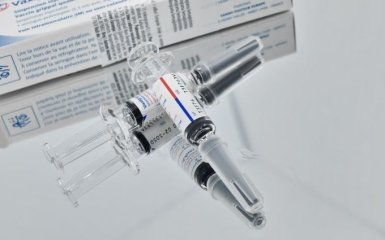 Вакцинація проти коронавірусу в Україні: МОЗ окреслило терміни проведення