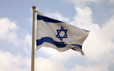 Ізраїльські спецслужби стежитимуть за інфікованими штамом Омікрон