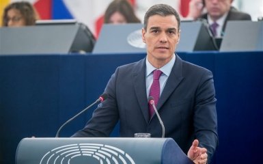 До Києва прибув прем’єр-міністр Іспанії Педро Санчес