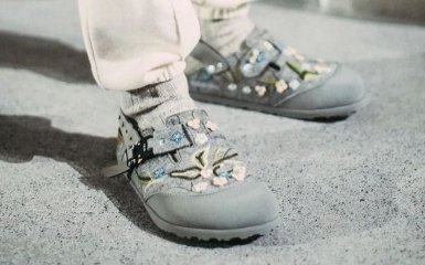 Неочікувана колаборація Dior і Birkenstock вразила Паризький тиждень моди