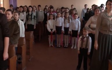 ДНР розповідає дітям про кров і Захарченко: з'явилося відео божевільної пропаганди