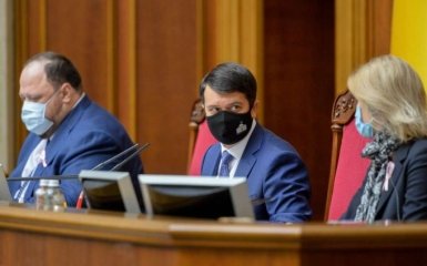 У Раді знайшли новий вихід із ситуації навколо КСУ