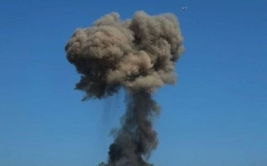 У Криму прогриміли вибухи на військовій авіабазі під Сімферополем