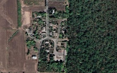 Росіяни виселяють село неподалік Маріуполя заради розміщення своїх військових