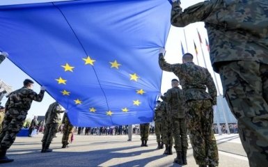 В ЄС стурбовані загрозою зменшення військової підтримки Україні з боку США – Bloomberg