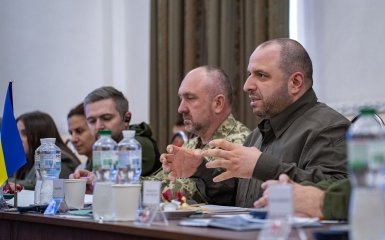 Рустем Умєров