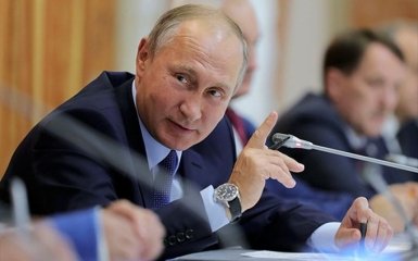 Путін оголосив в Росії масштабну вакцинацію від COVID-19