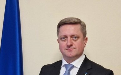 МЗС Польщі вимагає у Зеленського "перепросити за Волинь" — український посол відреагував