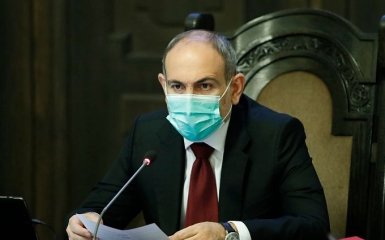 Армія Вірменії поставила ультиматум прем'єру — той назвав військових бунтівниками