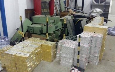 В Угорщину контрабандою вивезли 125 тис. пачок цигарок і майже тонну бурштину