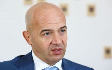 Он везде, даже в бутерброде: соцсети насмешила ситуация с другом Порошенко