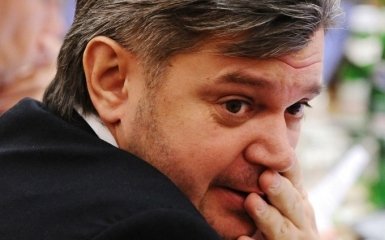 Суд принял громкое решение по акциям беглого экс-министра