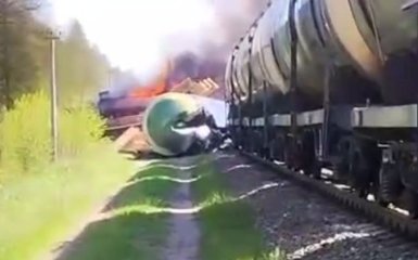 Поезд с нефтепродуктами сошел с путей в Брянской области РФ