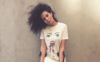 Травмированная Каменских встала на колеса: опубликовано фото