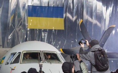 Новий український літак уперше піднявся в небо: з'явилося відео