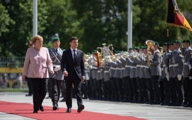 "Це вже не смішно": в Німеччині жорстко розкритикували Зеленського після зустрічі з Меркель