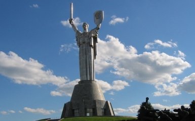 Стало известно, когда Родина-Мать в Киеве перестанет быть "советской"