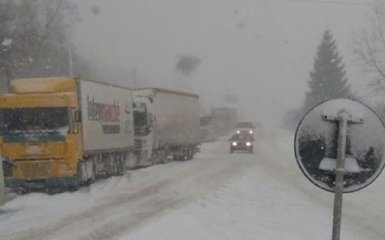 Из-за непогоды на части территории Украины приняты особые меры