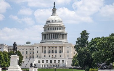 Сенат США принял законопроект оборонного бюджета с 500 млн долл для Украины