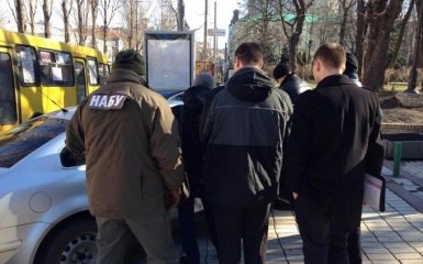 НАБУ поймало прокурора на даче взятки: опубликовано видео