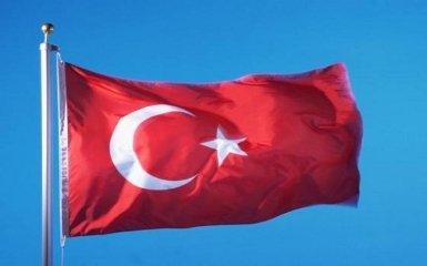 Турецкая армия останется в сирийской провинции "до полного устранения угроз"