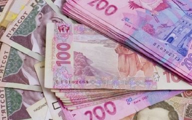 Правительство выделило 559 млн грн на погашение задолженности по зарплате медработникам
