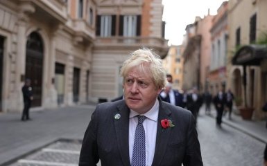 Джонсон призывает мир передать Украине оружие для контрнаступления и РСЗО