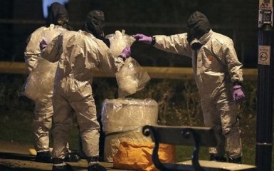 Разработчик "Новичка" рассказал, почему вещество не убило Скрипалей