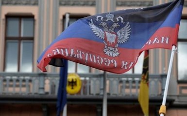 В ДНР собираются захватывать соседей, а в ЛНР боятся "зомбированной воды"
