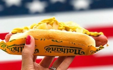У США встановили новий рекорд з поїдання хот-догів