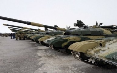 Журналіст в Росії заявив про привезених з Донбасу танках з тілами солдатів