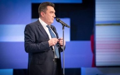 РНБО поставила крапку у ситуації з блокуванням каналів Медведчука