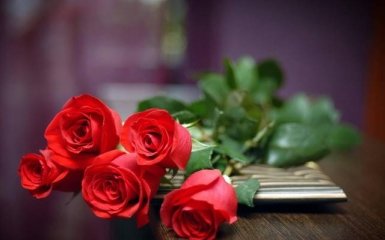 Букет квітів вибухнув в одній із київських компаній